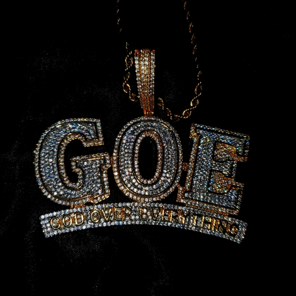 All Gold God Over Everything Chain - Picture 3 of 3